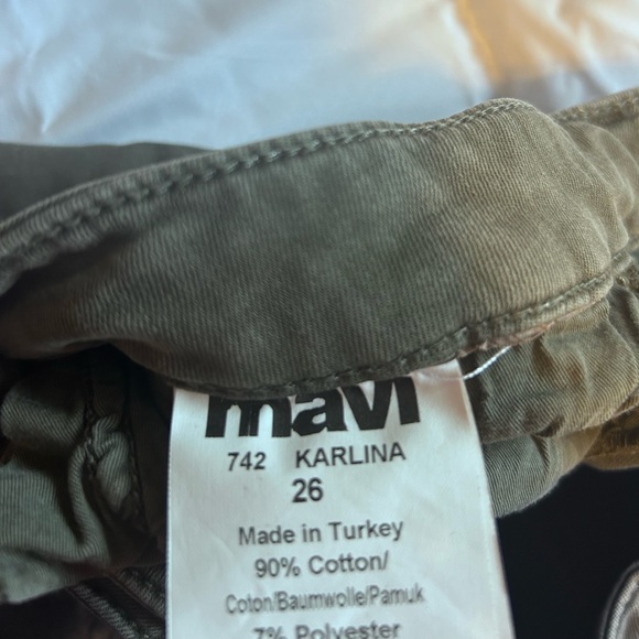 Women’s Karlina Zipper accent skinny jeans - Picture 2 of 3